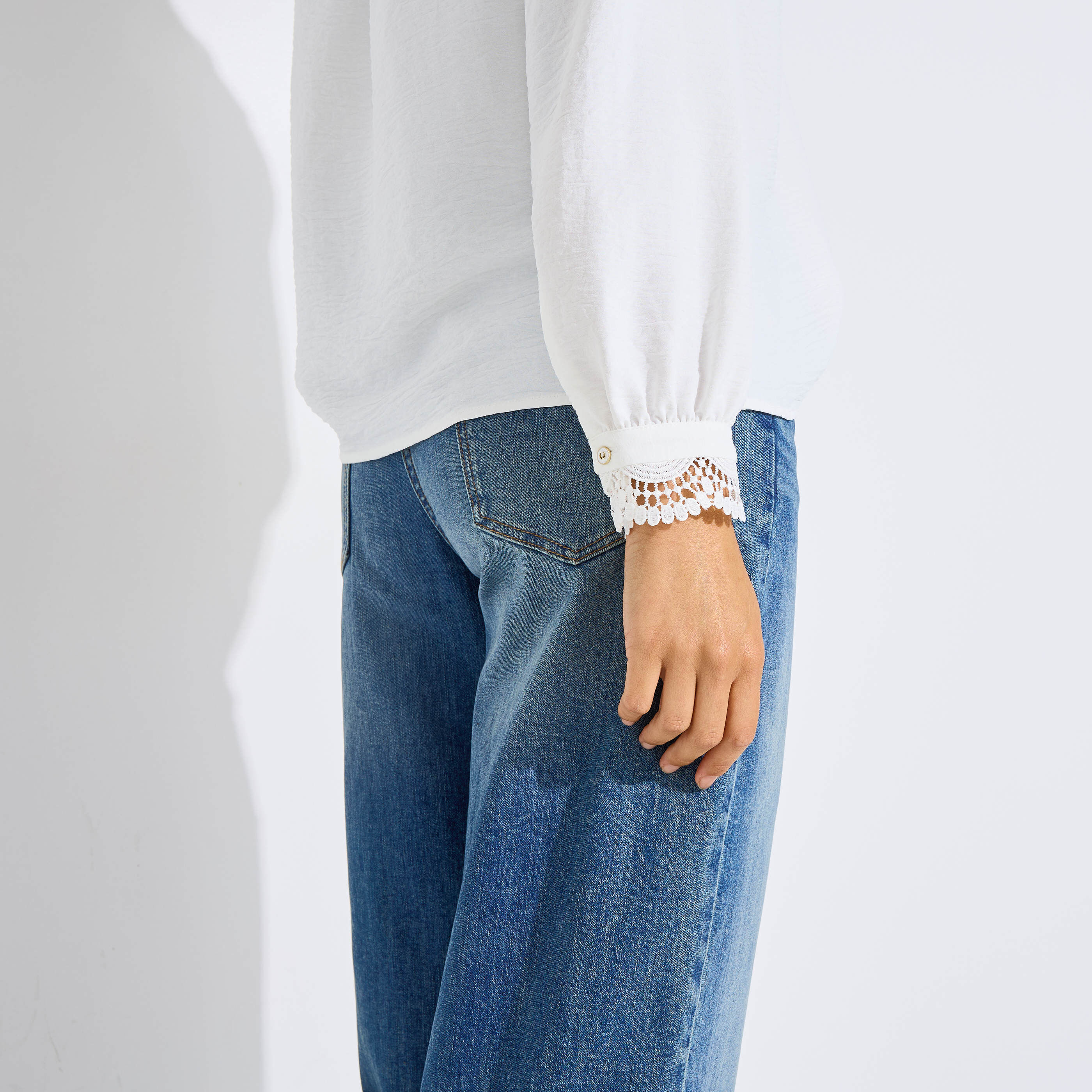 Blouse col montant pliss&eacute; femme