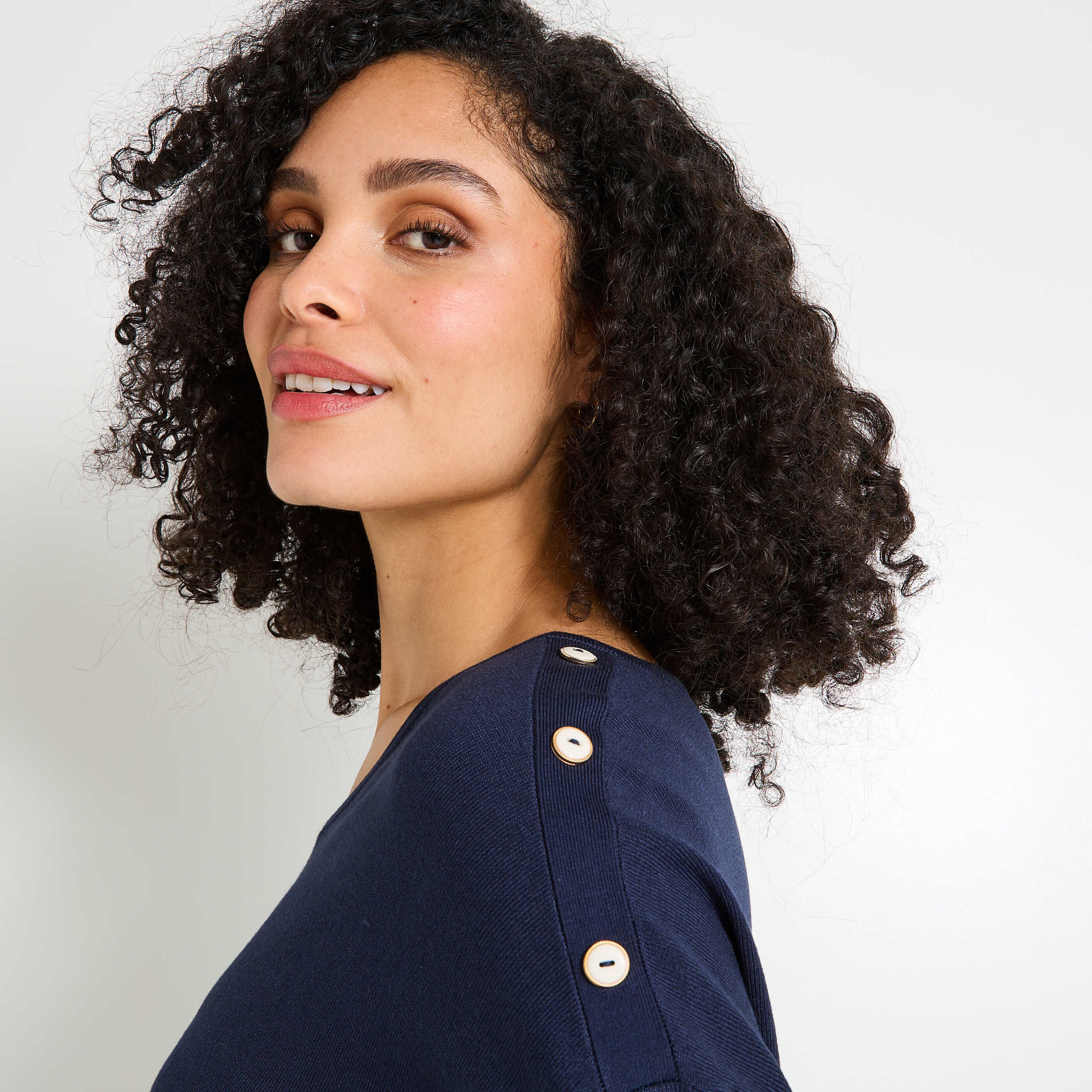 Pull uni &agrave; col V femme