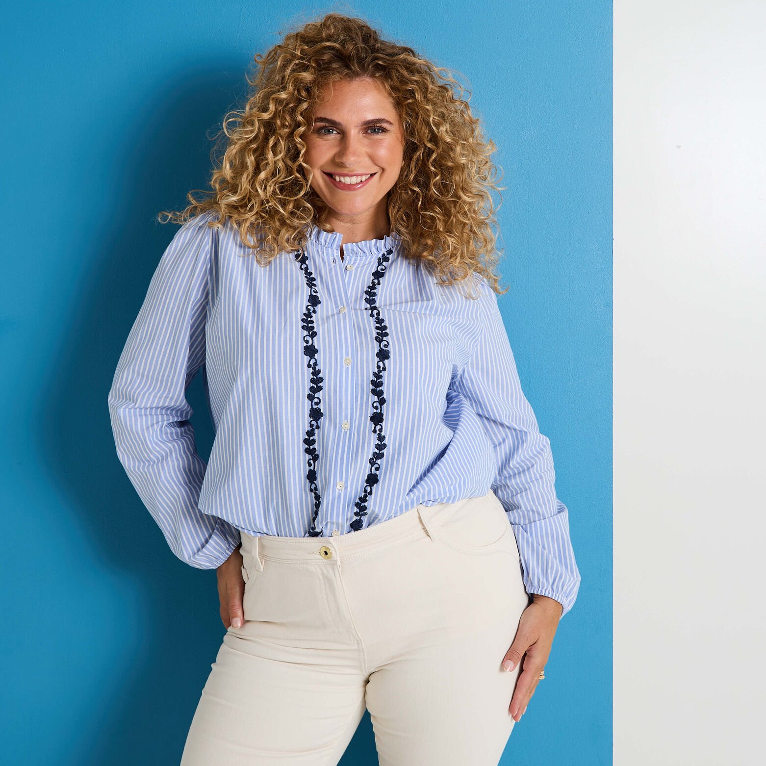 Blouse rayée à col montant femme