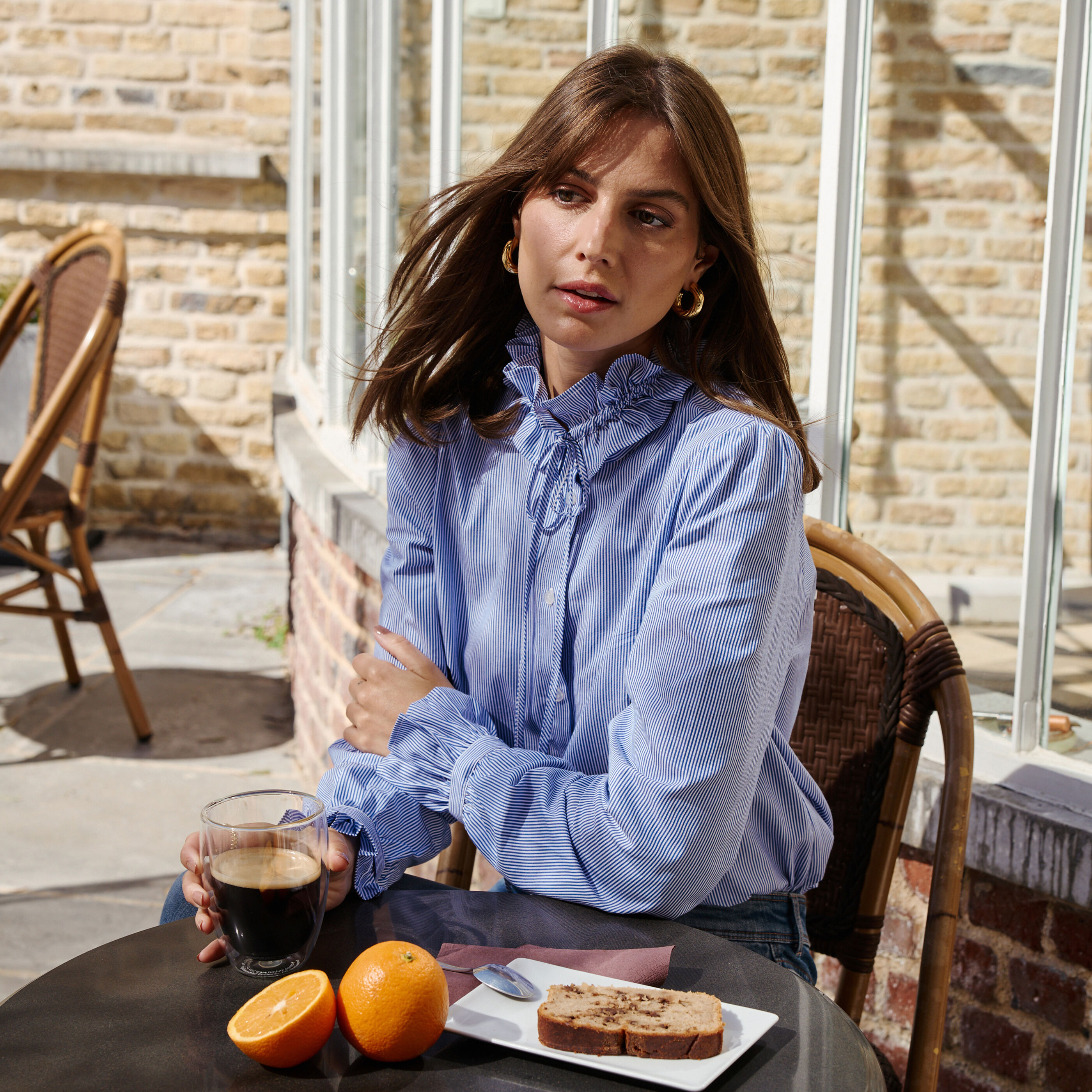 Chemise col et manches d&eacute;tachables femme