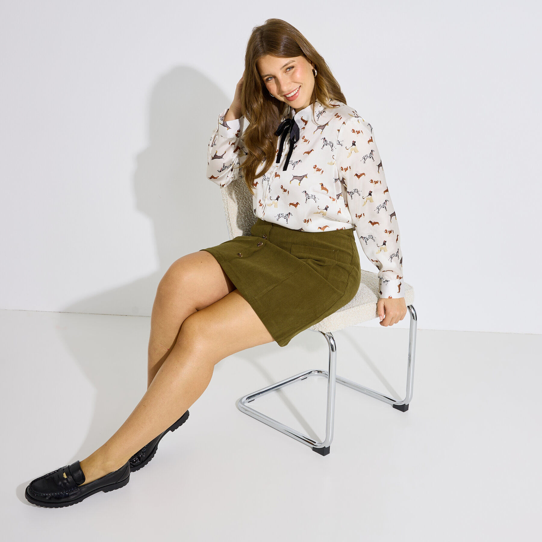 Chemise imprim&eacute;e n&oelig;ud lavalli&egrave;re femme