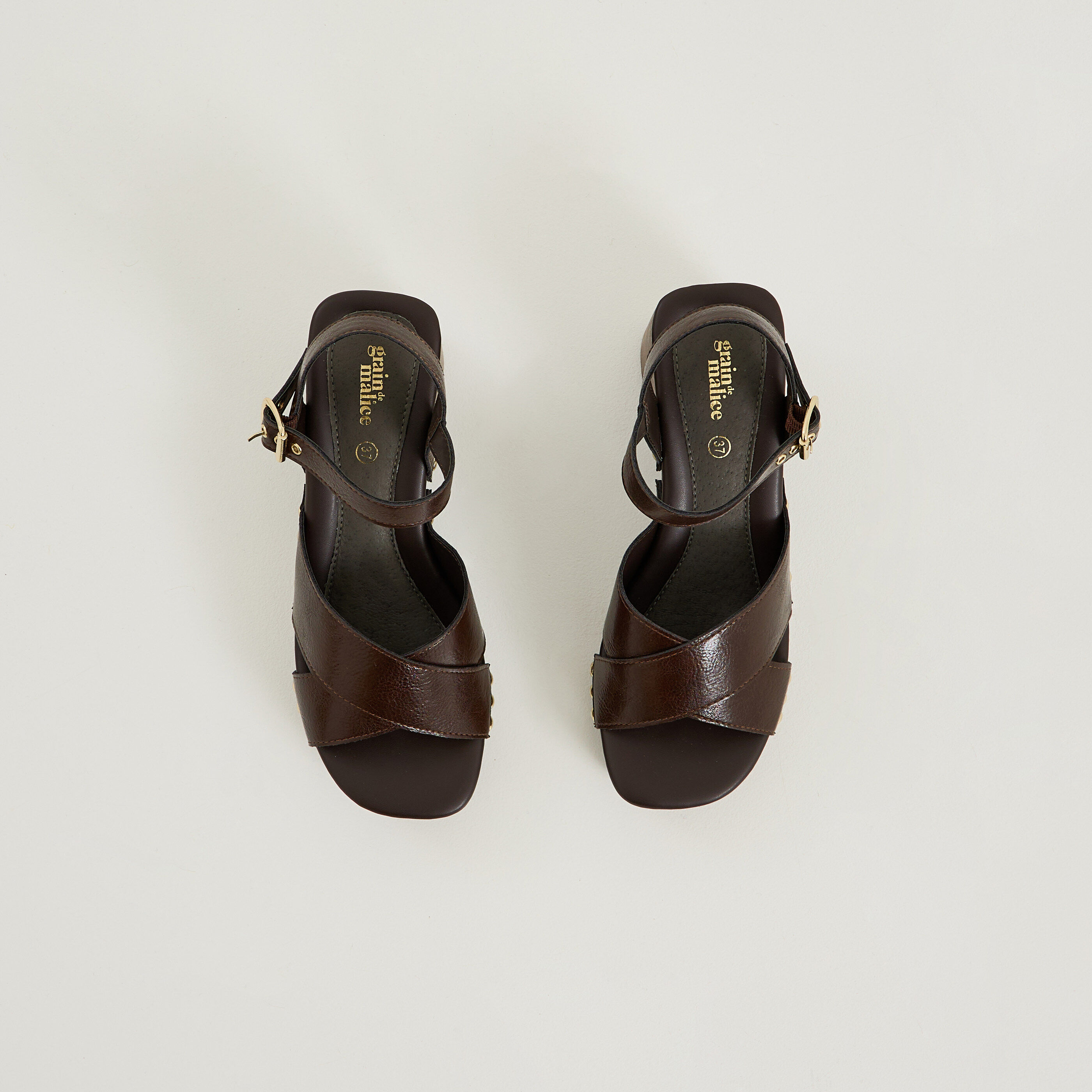 Sandales style sabot femme