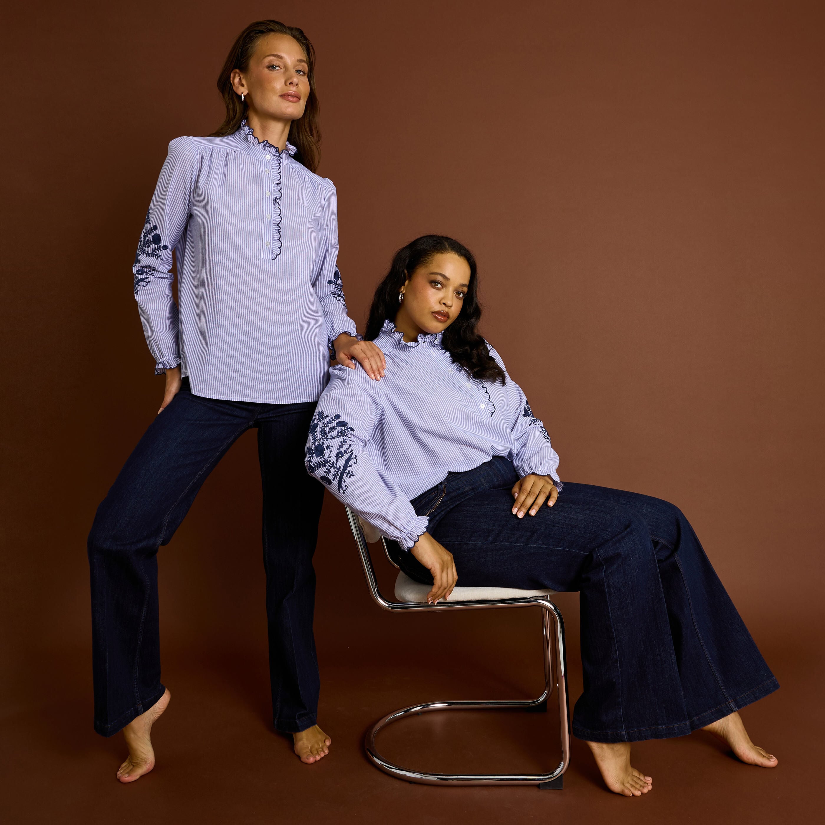 Blouse ray&eacute;e brod&eacute;e femme