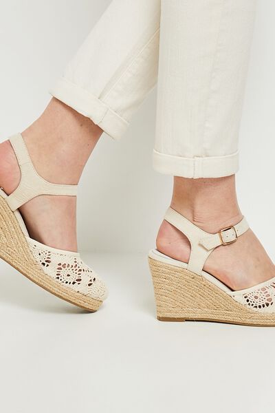 Sandales compensées femme