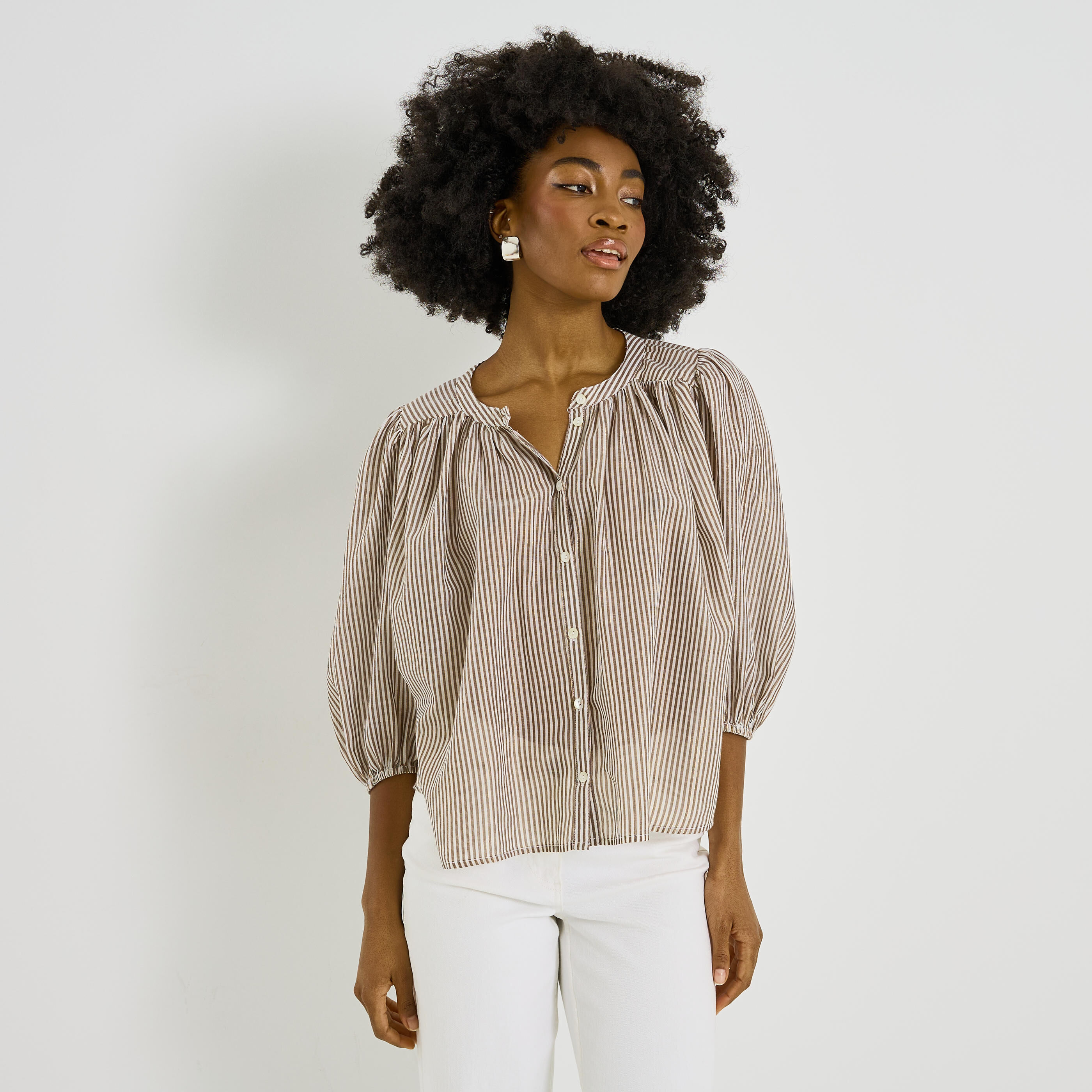 Chemise ample ray&eacute;e effet brillant femme