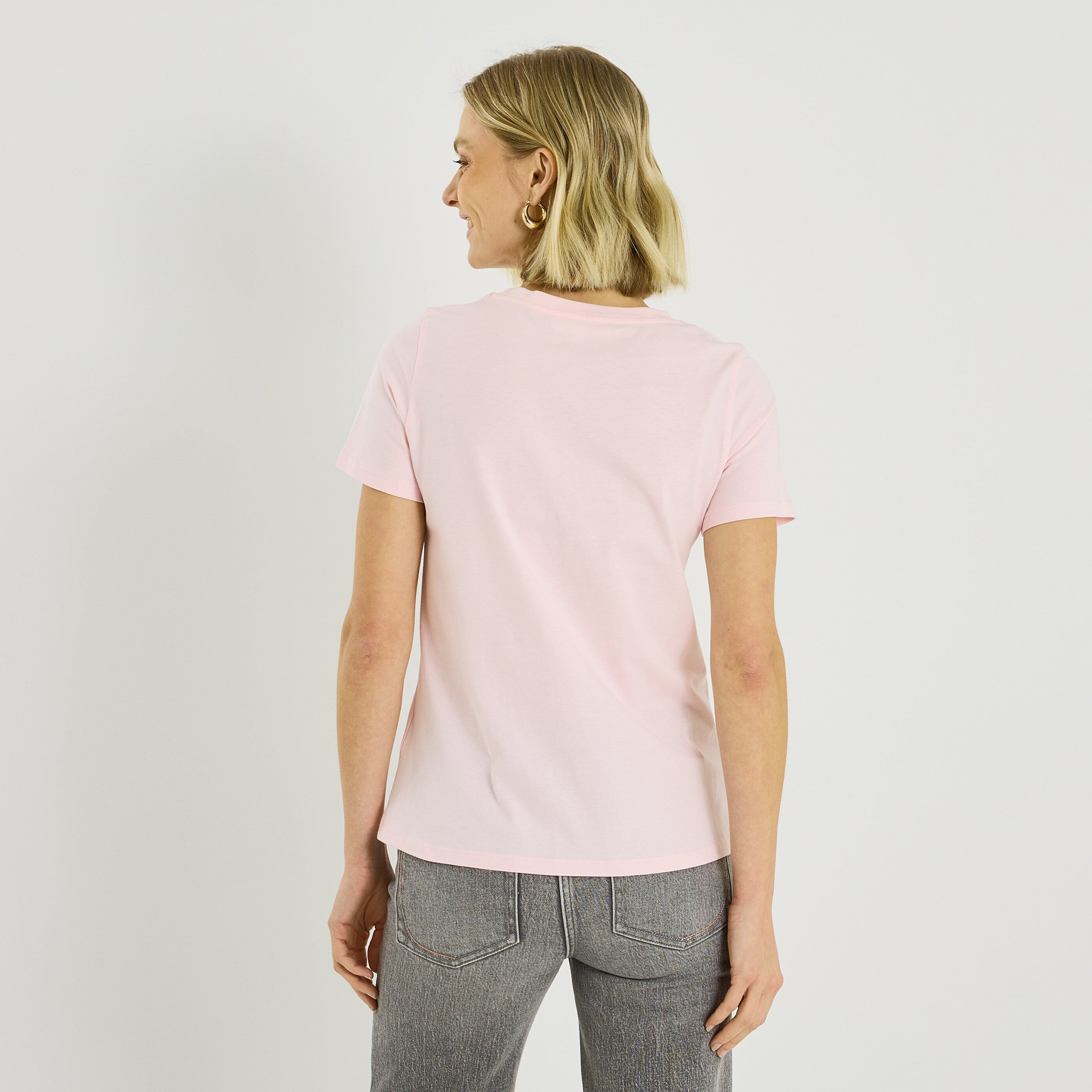 T-shirt col rond c&oelig;ur brod&eacute; femme