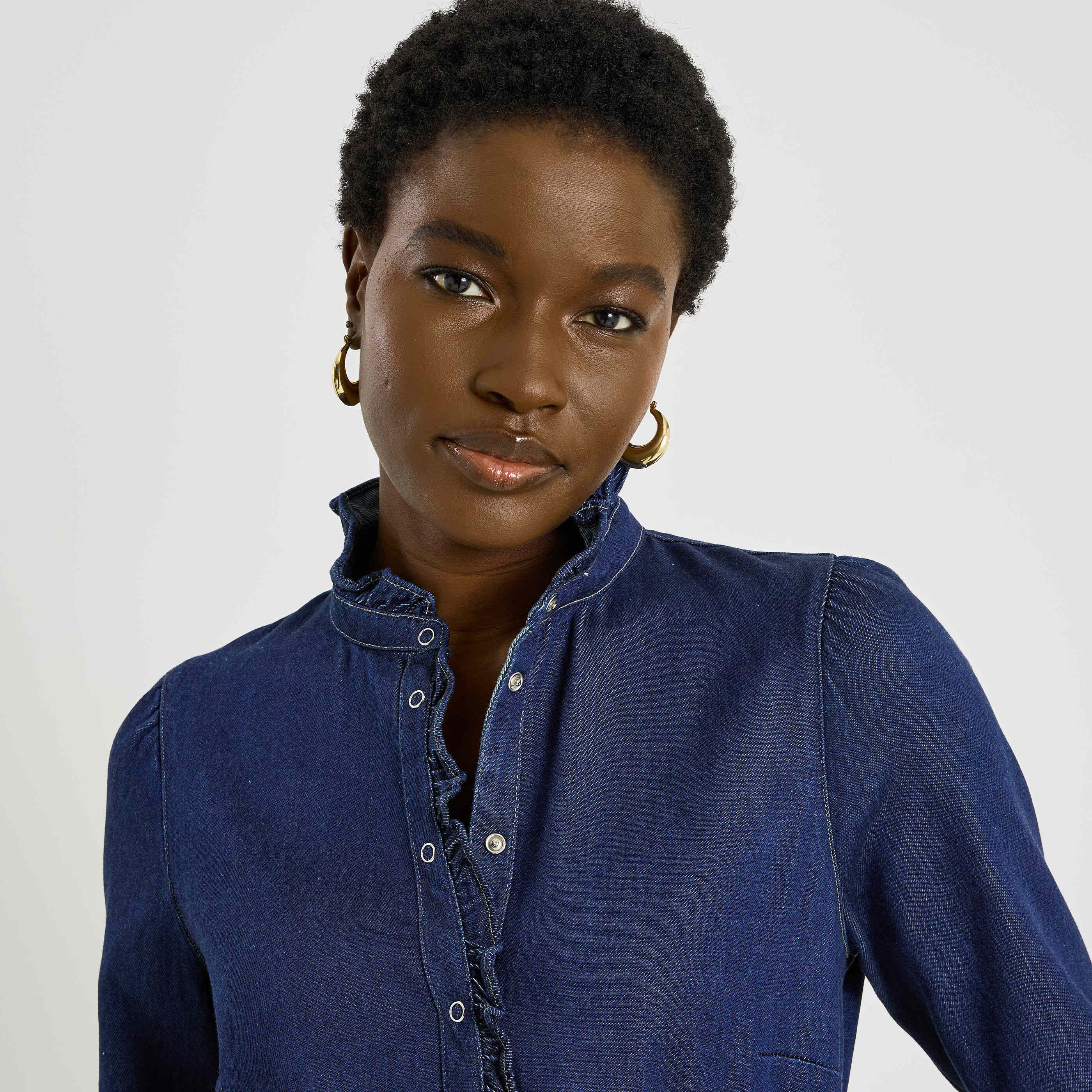 Chemise en denim &agrave; volants femme