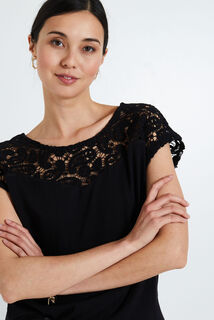 Tshirt détails crochet femme