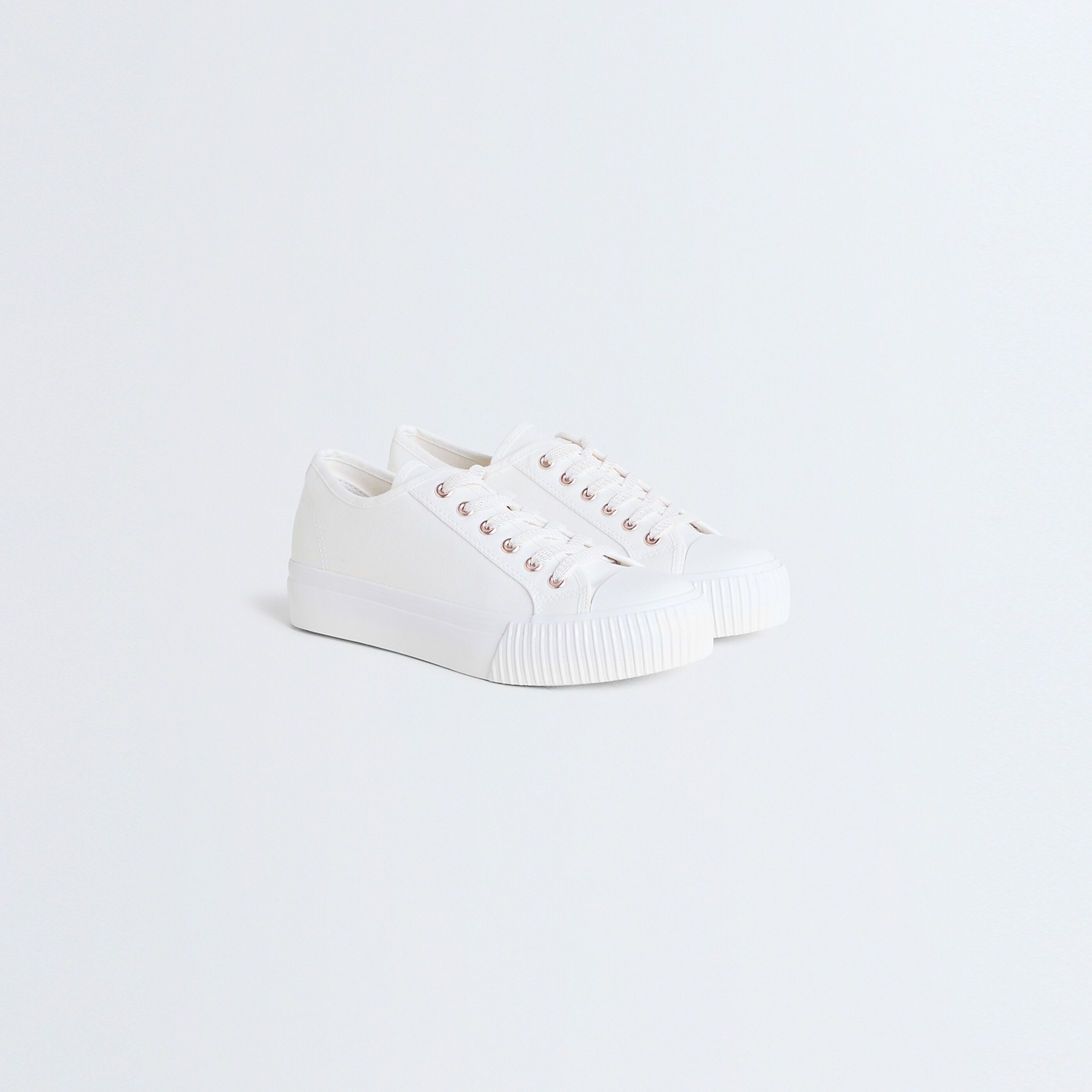 Baskets basses en toile femme