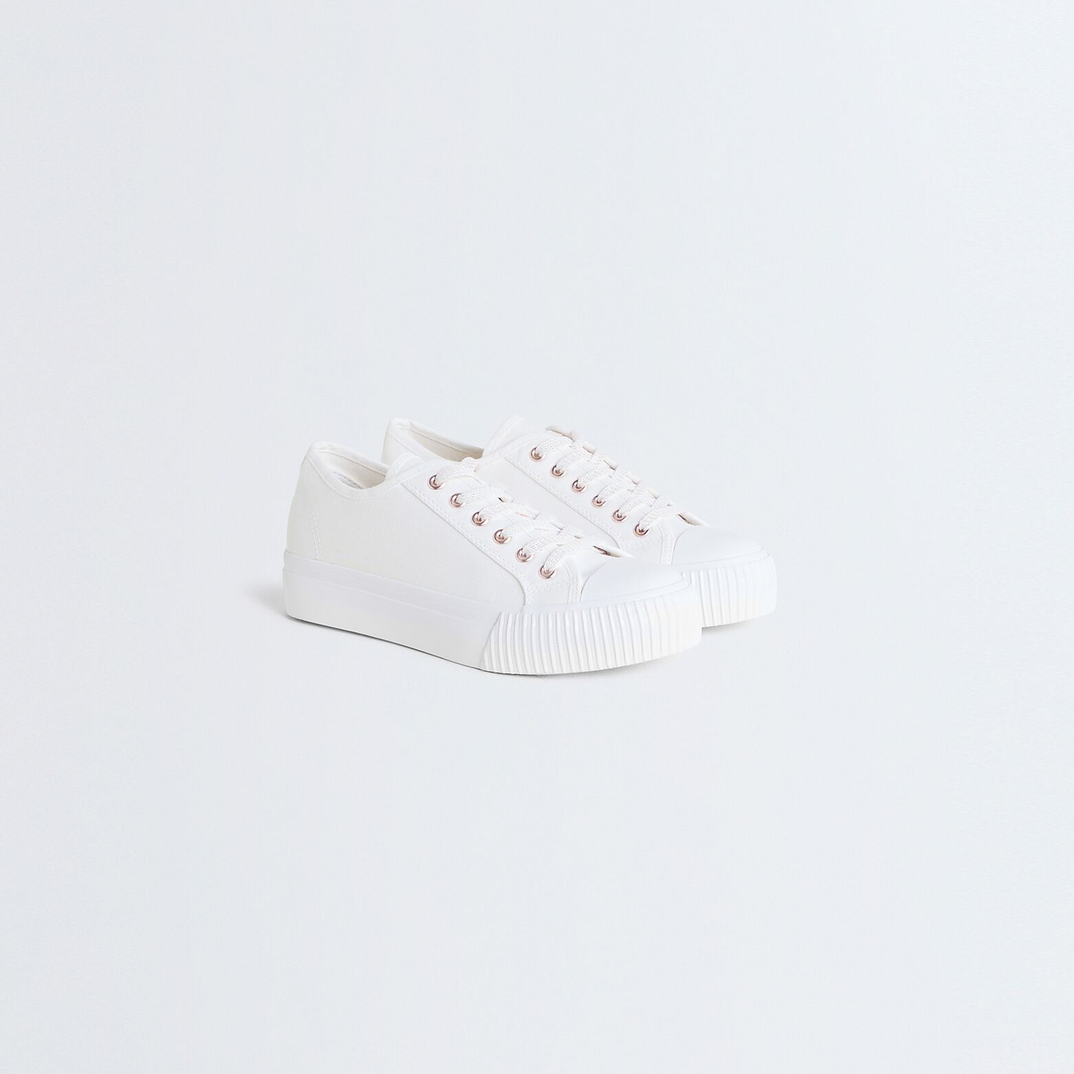 Baskets basses en toile femme
