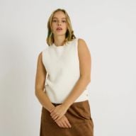 Pull fluffy sans manches