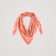 Foulard carré imprimé floral