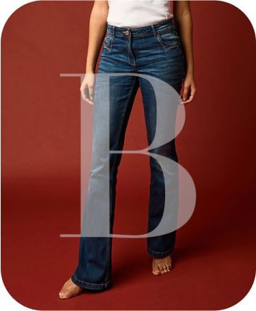 Le jean Bootcut porté par un mannequin