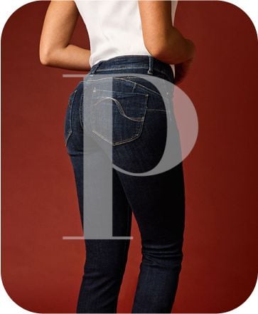 Le jean Push up porté par un mannequin